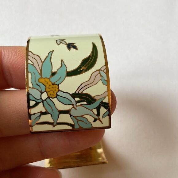 Brand New Tory Burch Floral and Gold Cuff Braclet - Picture 5 of 5